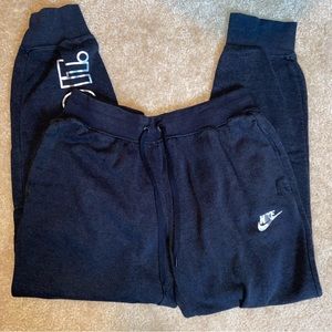 NIKE - M - SWEATPANTS